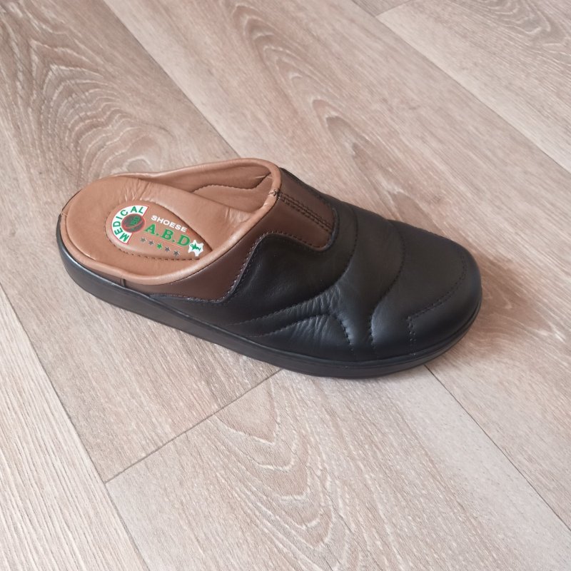 صابو رجالي مصنوع من الجلد الممتاز S5